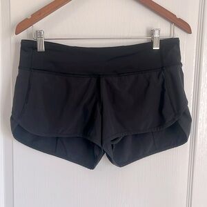 LULULEMON SPEED UP MID-RISE LINED SHORT 2.5”
